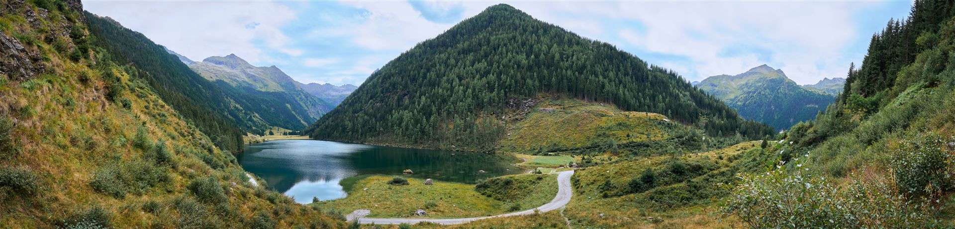 Panorama des Riesachsees in den Schladminger Tauern