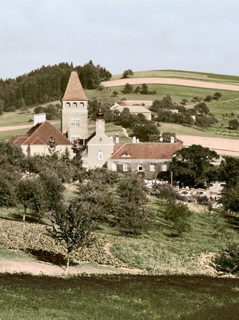 Historische, colorierte Ansichtskarte mit Blick auf das Schloß Hainstetten